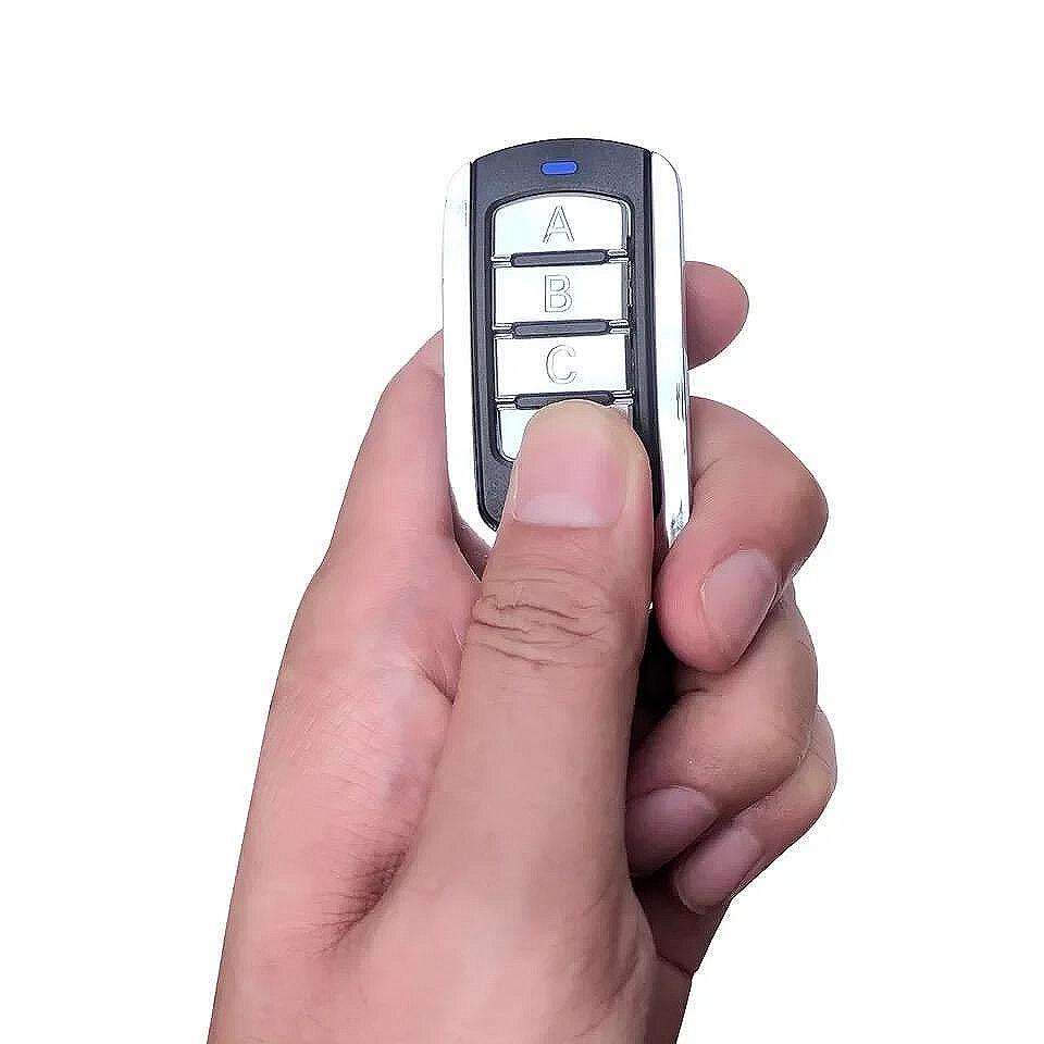 Многочестотно Универсално Клониращо Дистанционно 280–868 MHz С 4 Бутона